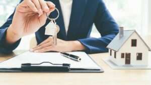 What is an Estate Agent Job Description?