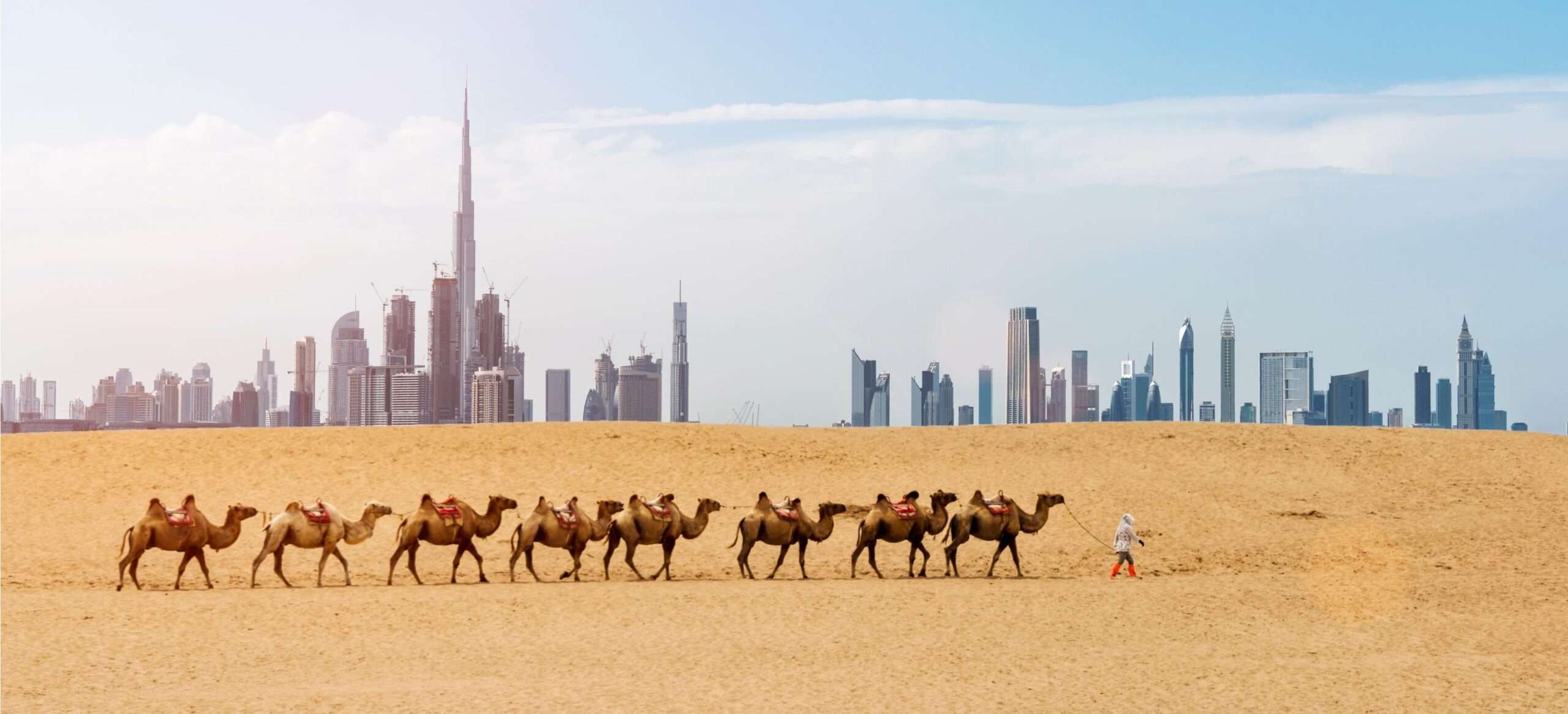What is the average salary for different job roles in Dubai?