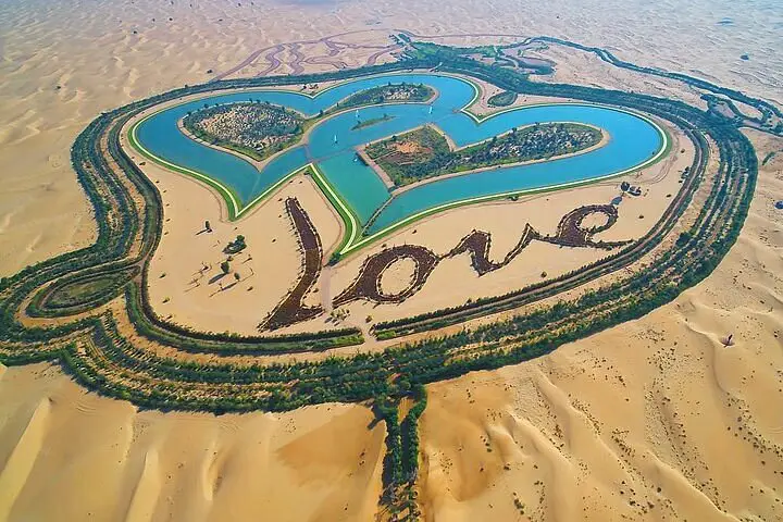 Love Lake - Dubai